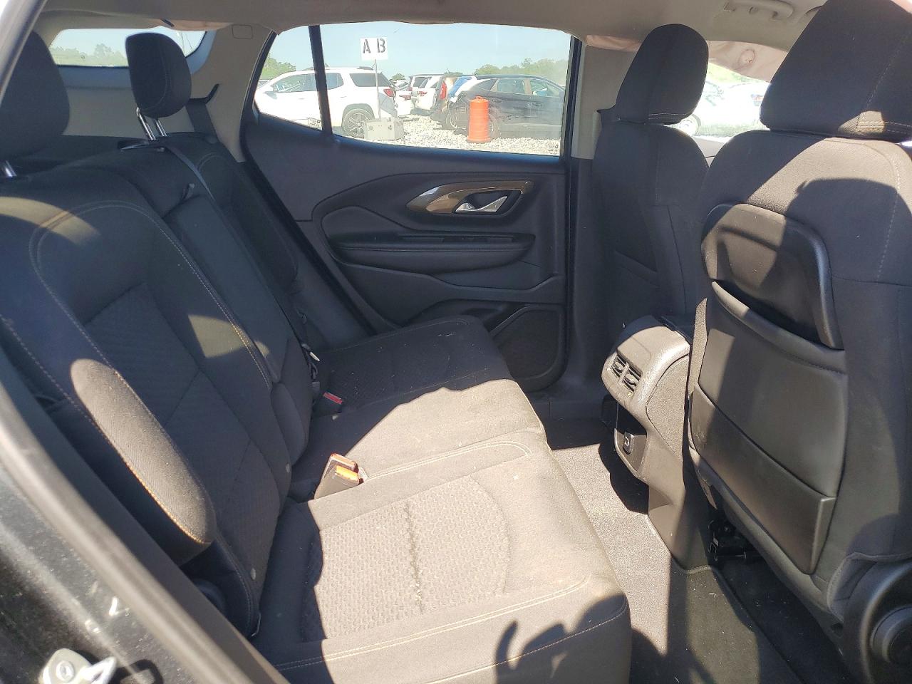2018 GMC TERRAIN SLE photo 19