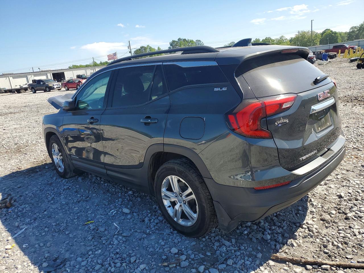 2018 GMC TERRAIN SLE photo 3