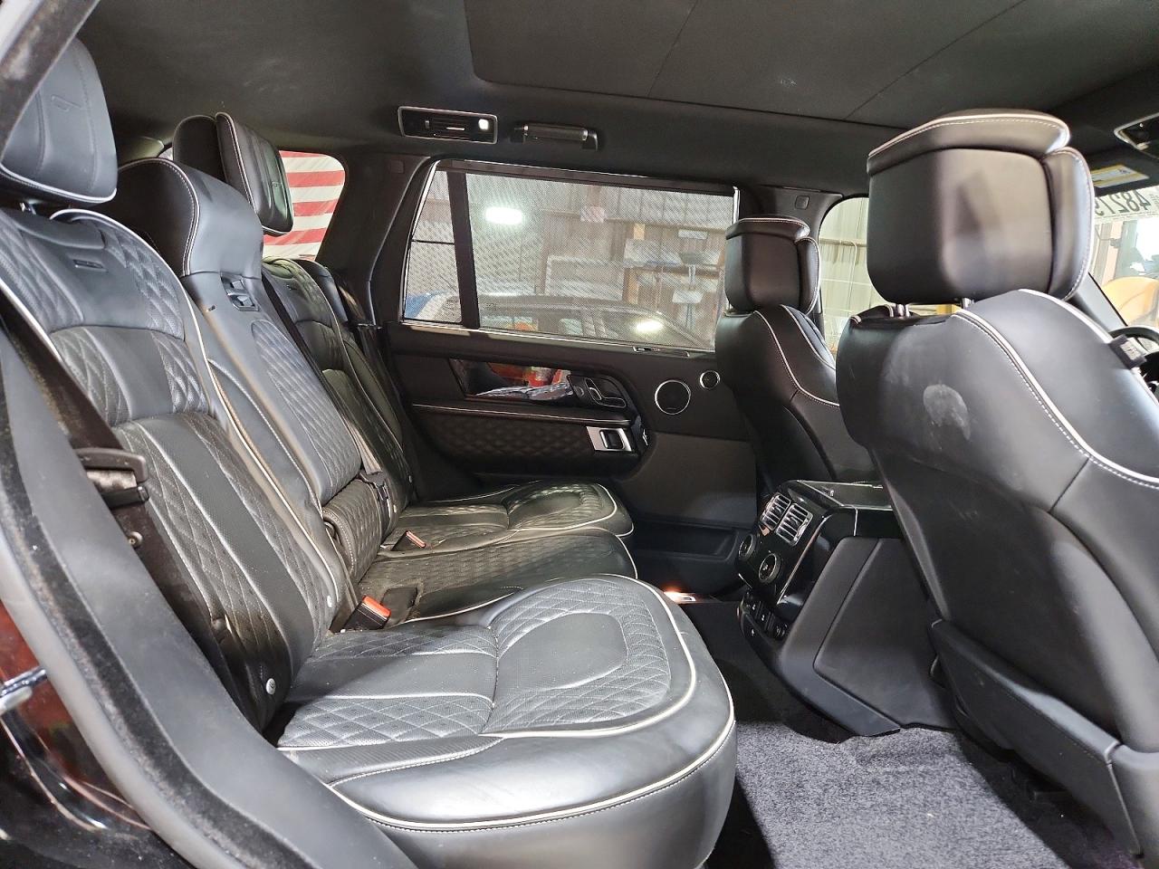 2020 LAND ROVER RANGE ROVER P525 HSE photo 21