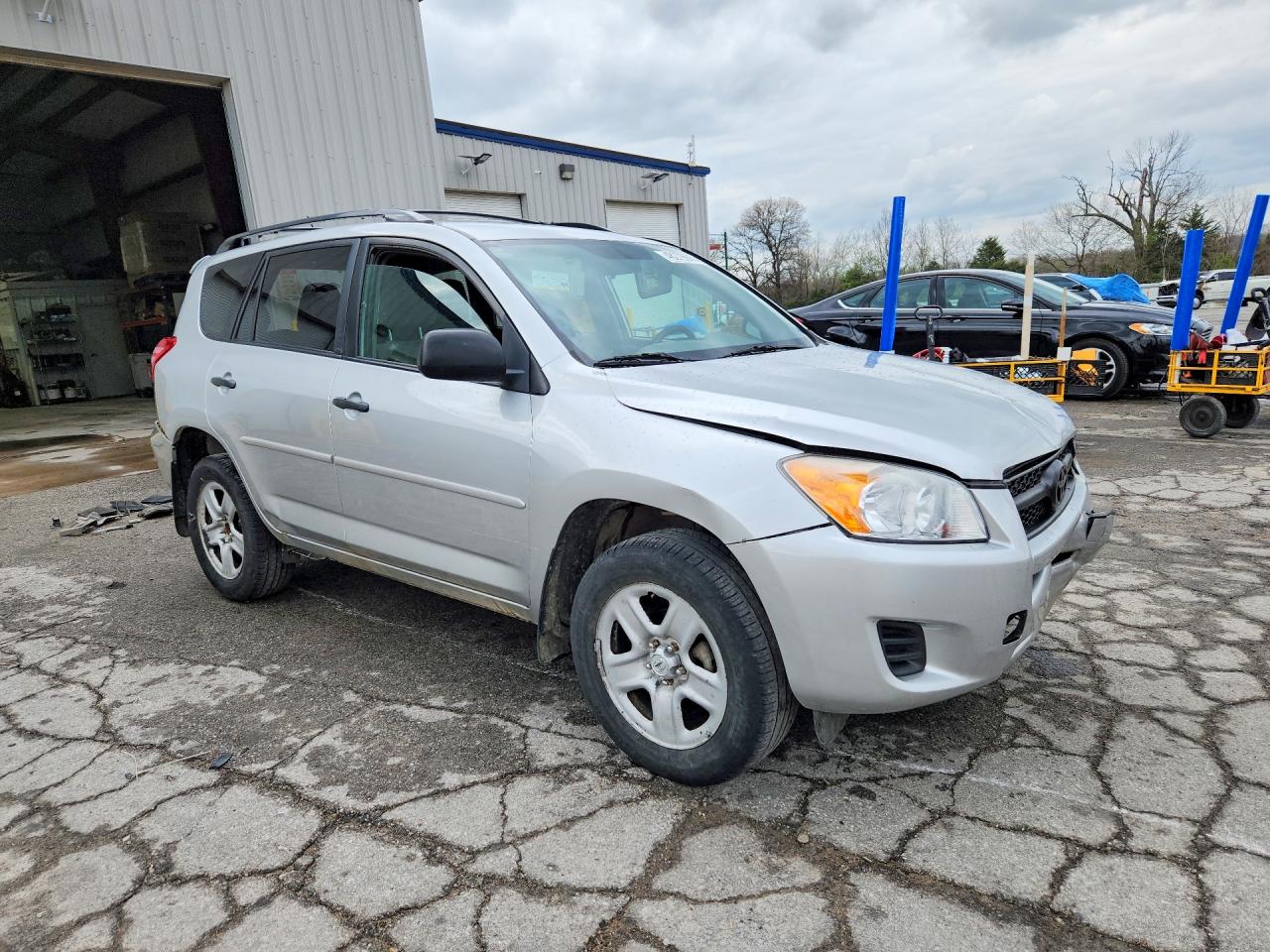 2012 TOYOTA RAV4 photo 7