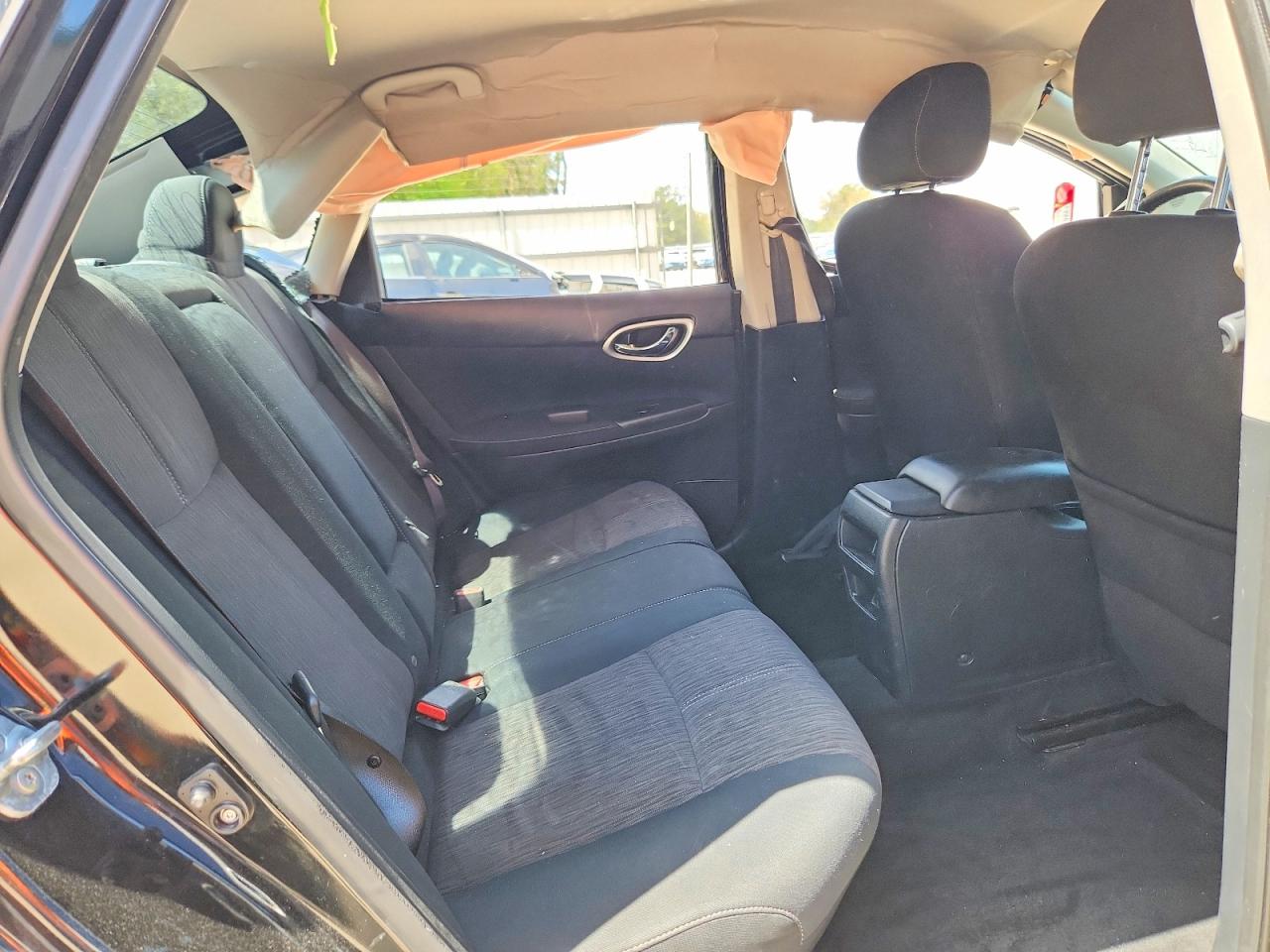 2015 NISSAN SENTRA S photo 19