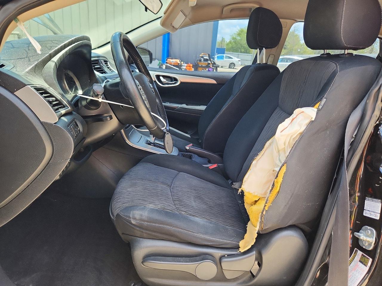 2015 NISSAN SENTRA S photo 13