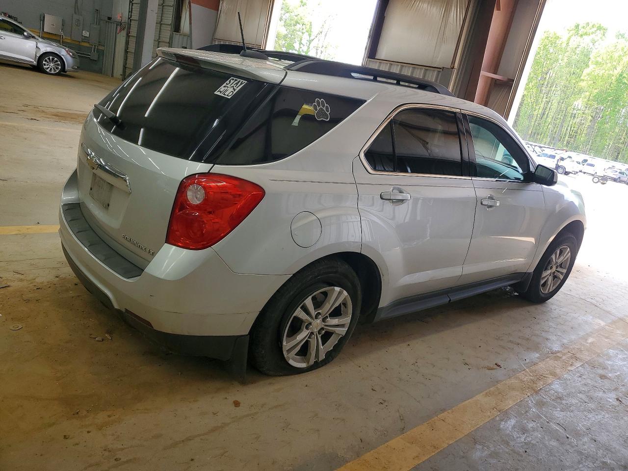 2015 CHEVROLET EQUINOX LT photo 3