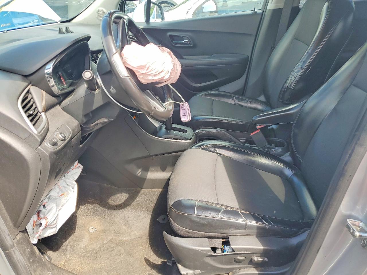 2019 CHEVROLET TRAX 1LT photo 19