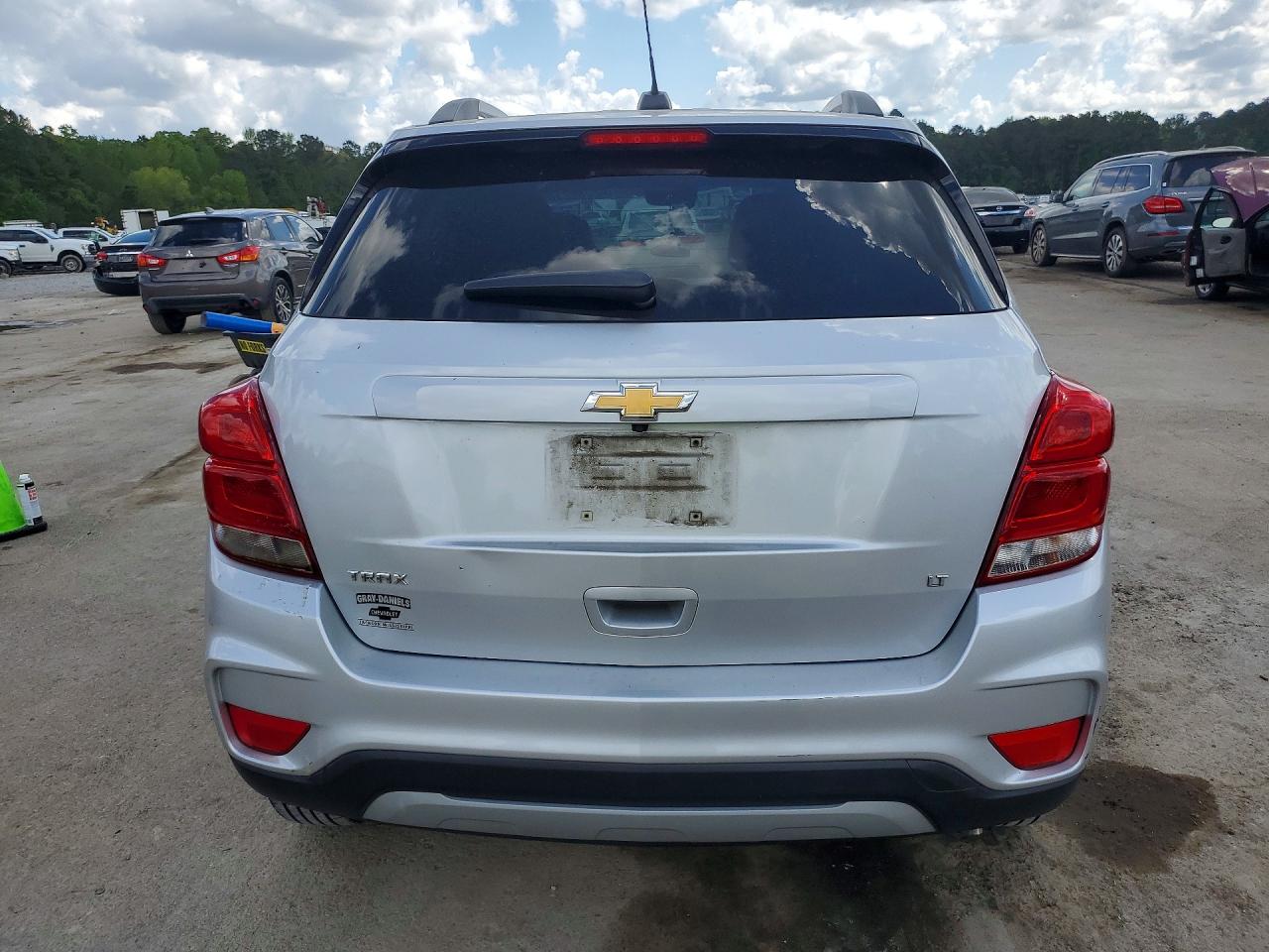 2019 CHEVROLET TRAX 1LT photo 16