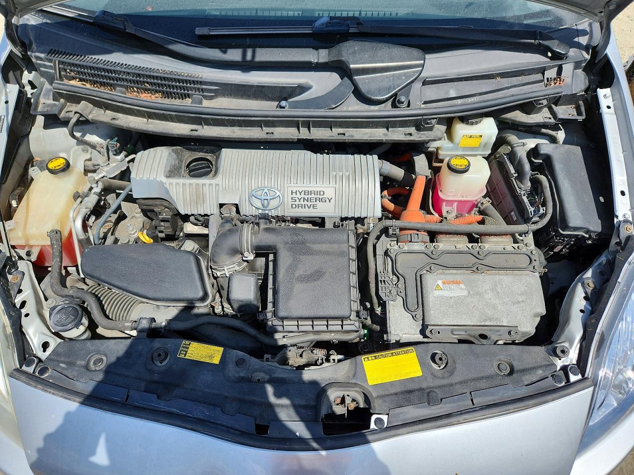 2010 TOYOTA PRIUS III photo 31