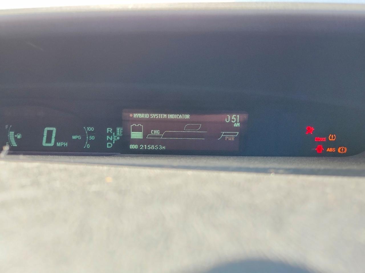2010 TOYOTA PRIUS III photo 25