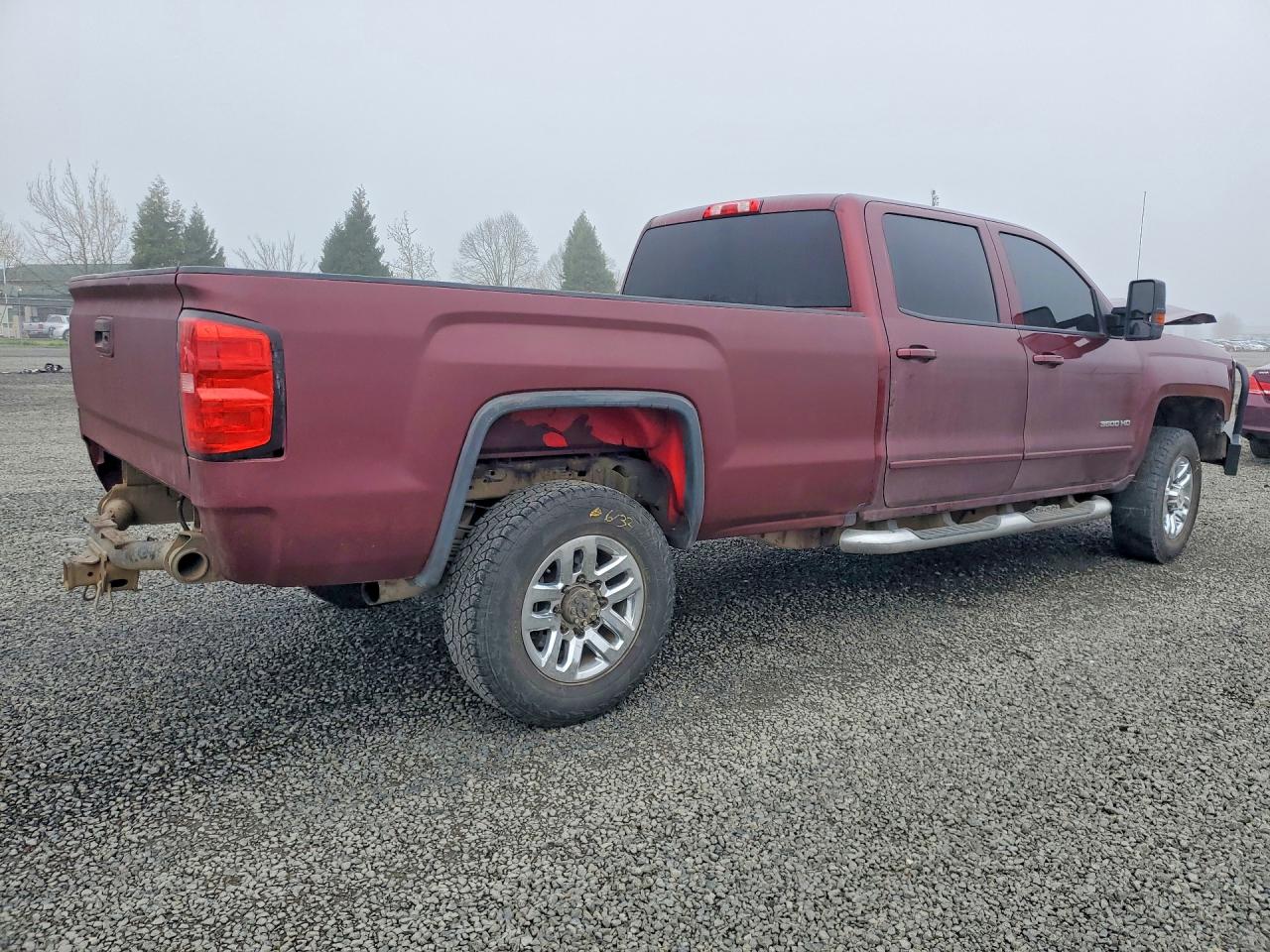 2017 CHEVROLET SILVERADO K3500 LT photo 5