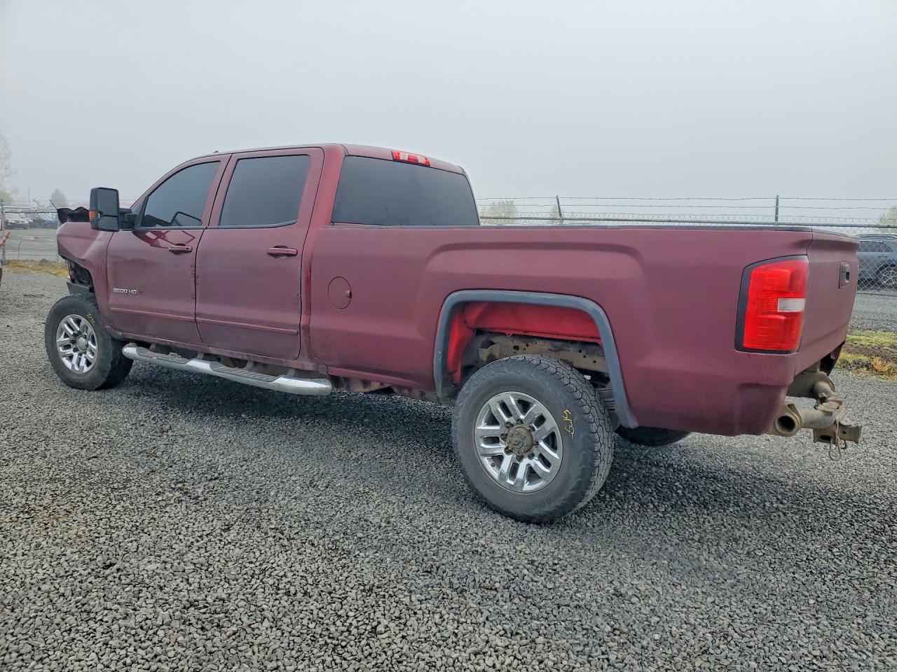 2017 CHEVROLET SILVERADO K3500 LT photo 3