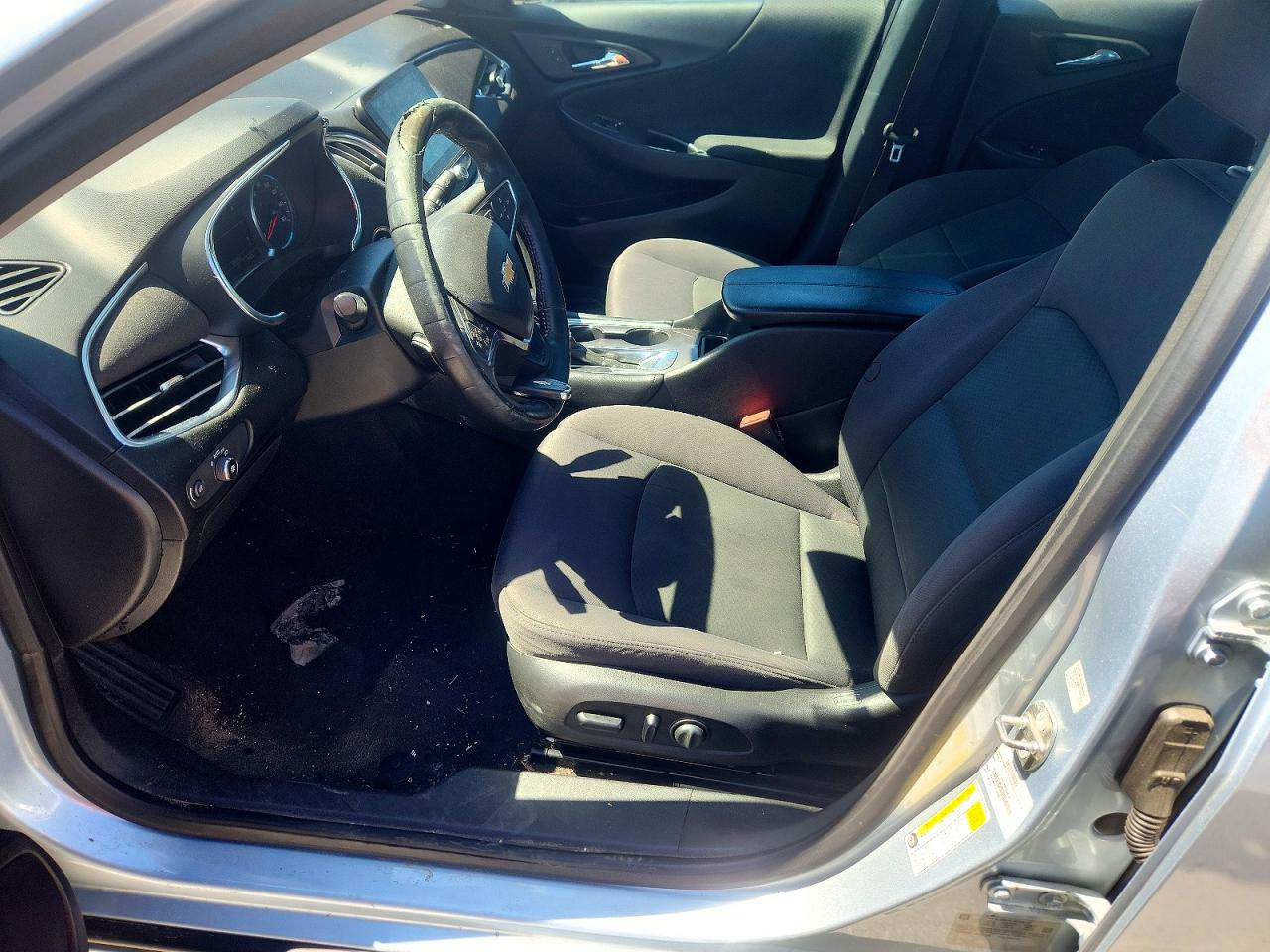 2017 CHEVROLET MALIBU LT photo 13