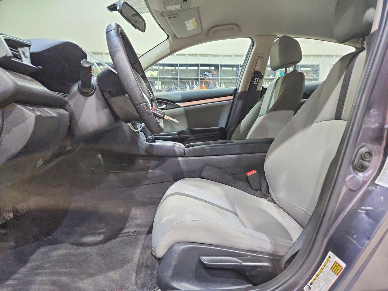 2016 HONDA CIVIC LX photo 19