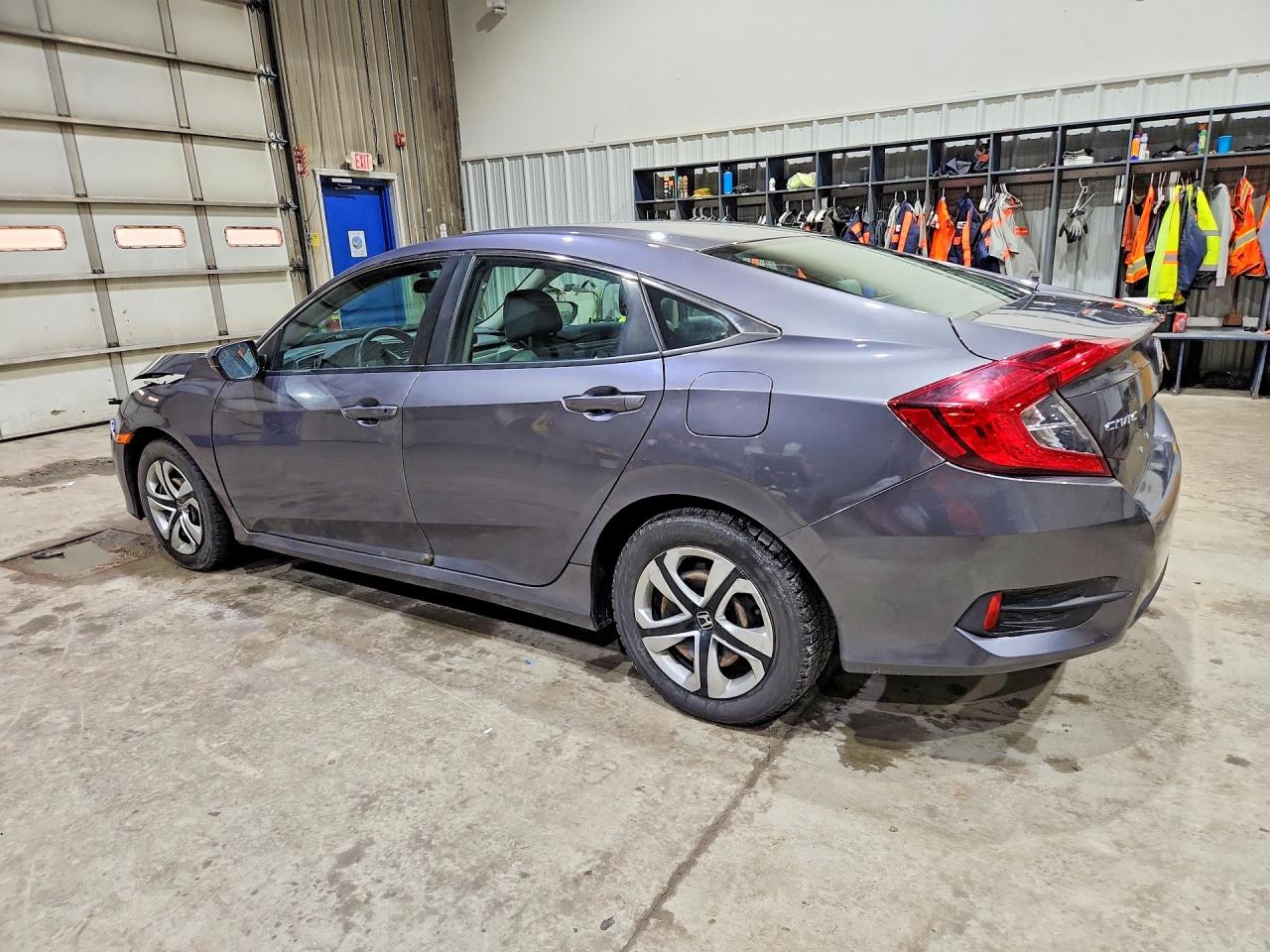2016 HONDA CIVIC LX photo 4