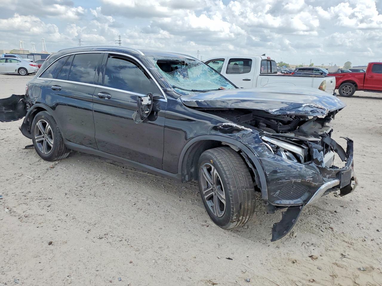 2017 MERCEDES-BENZ GLC 300 photo 7