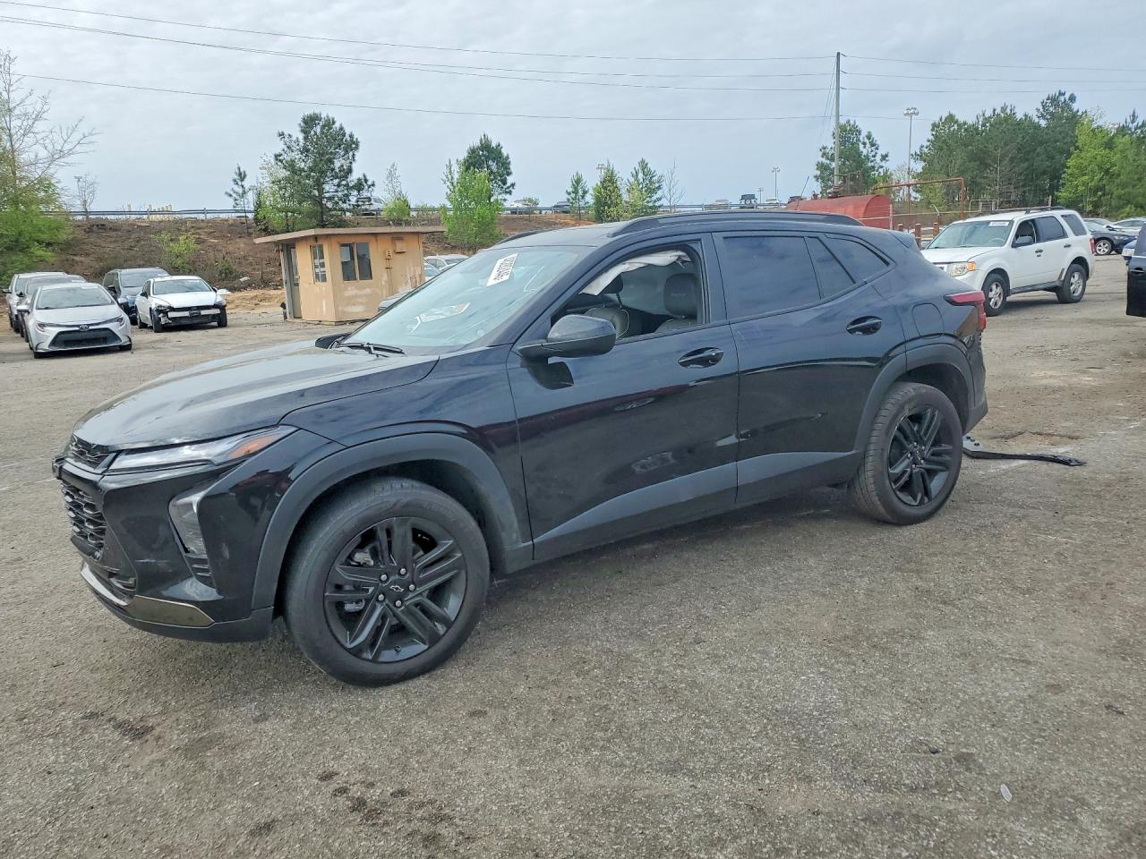 2025 CHEVROLET TRAX