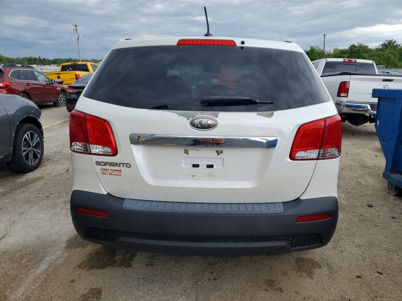 2012 KIA SORENTO LX photo 11