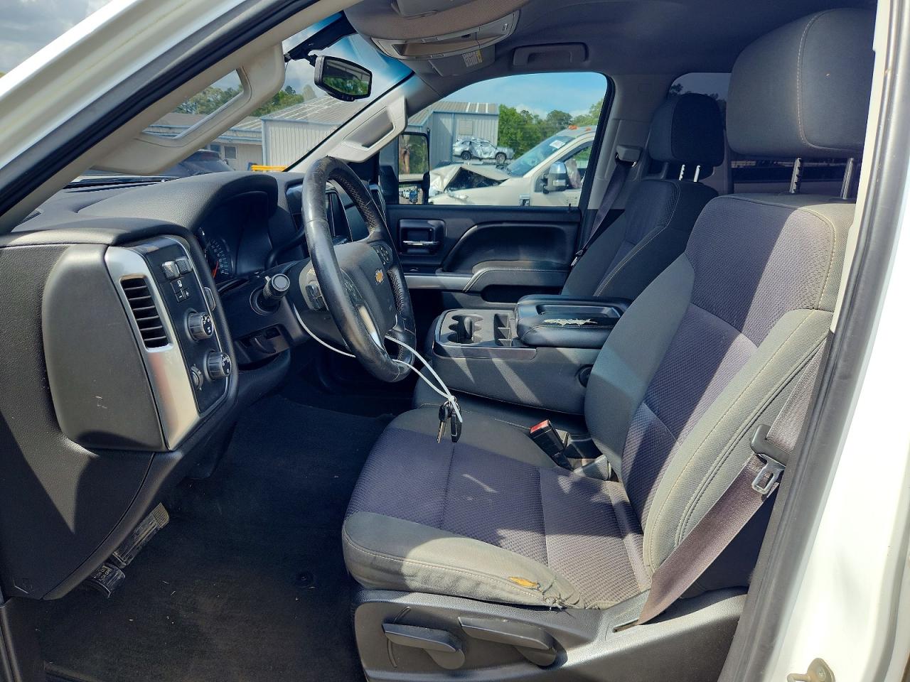 2015 CHEVROLET SILVERADO K2500 HEAVY DUTY LT photo 13