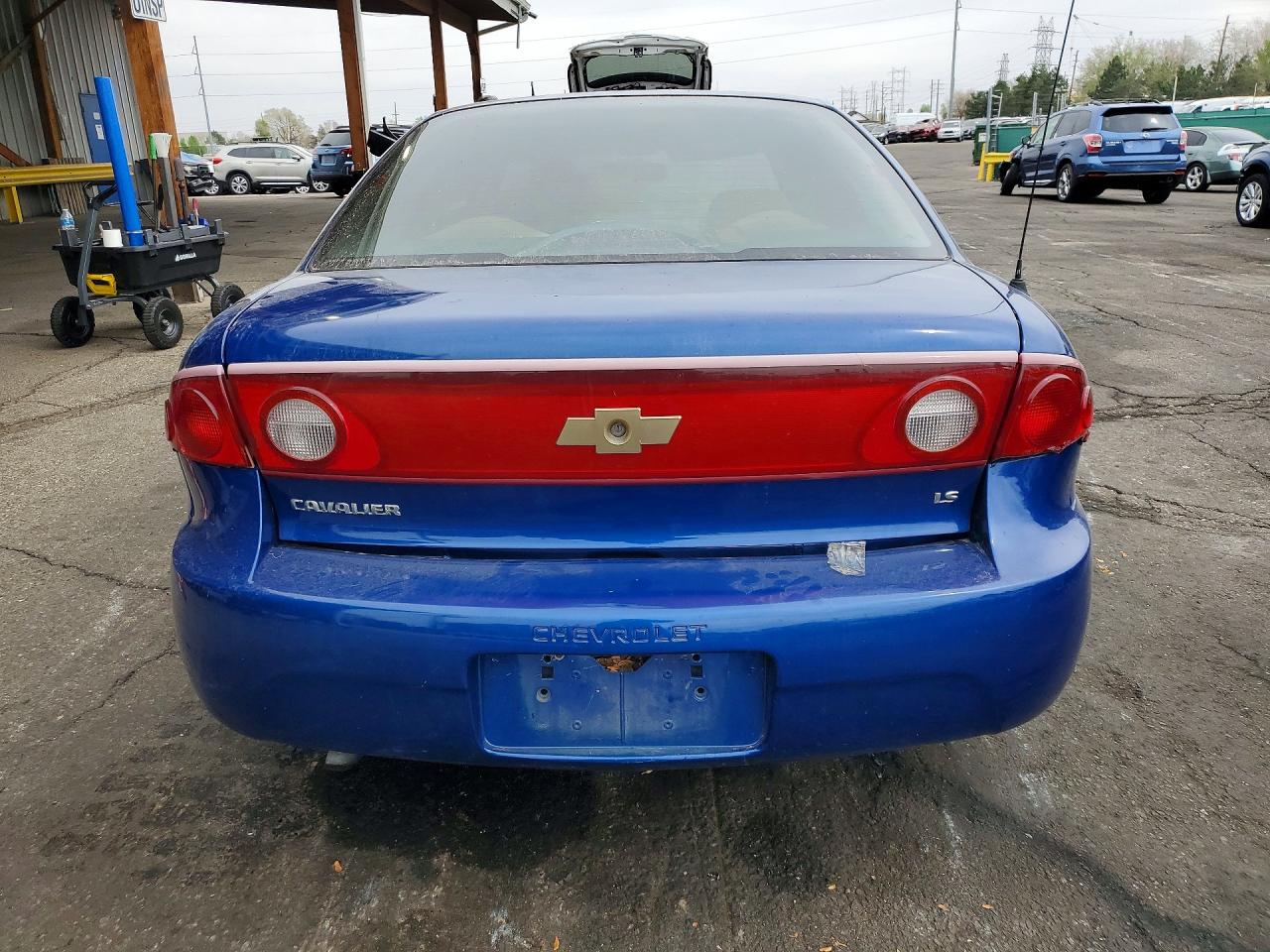 2004 CHEVROLET CAVALIER LS photo 11