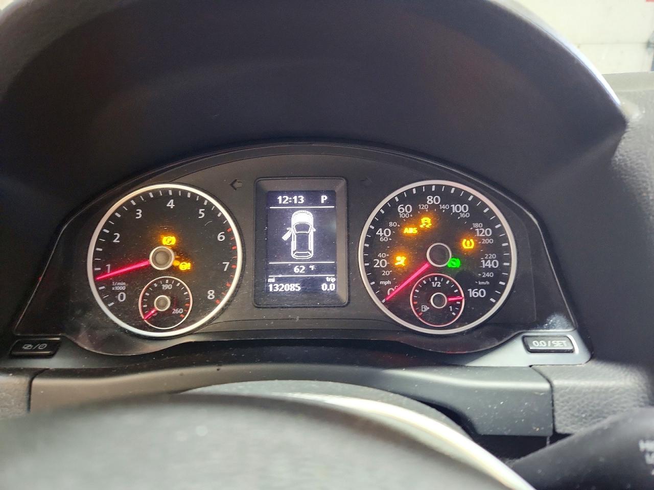 2016 VOLKSWAGEN TIGUAN photo 9