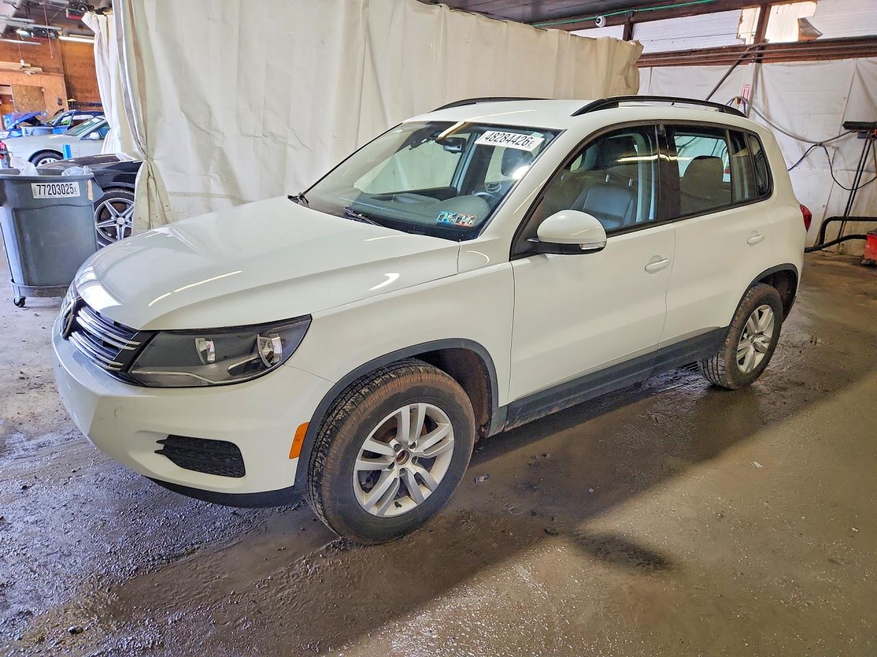 2016 VOLKSWAGEN TIGUAN