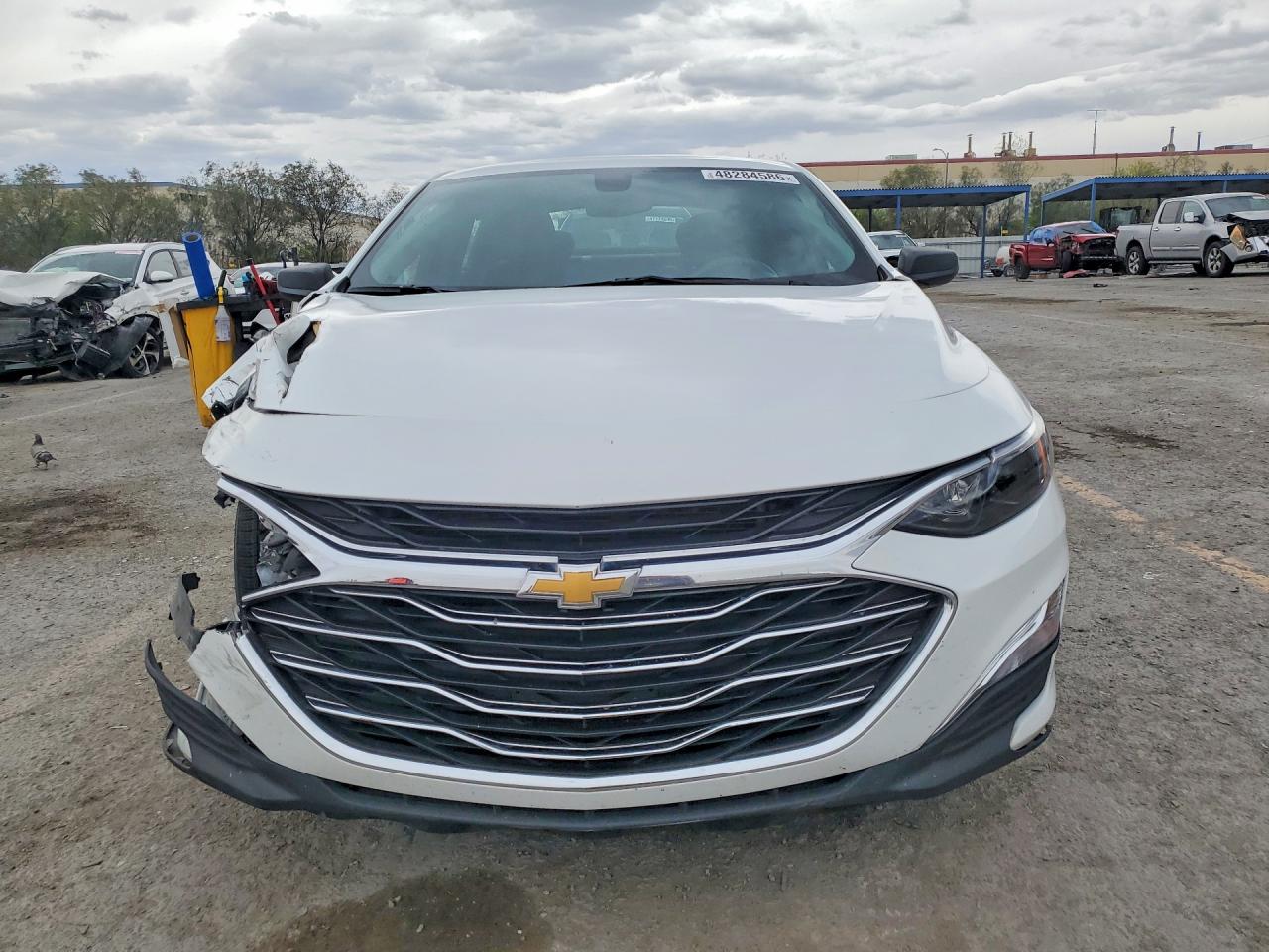 2022 CHEVROLET MALIBU LS photo 5