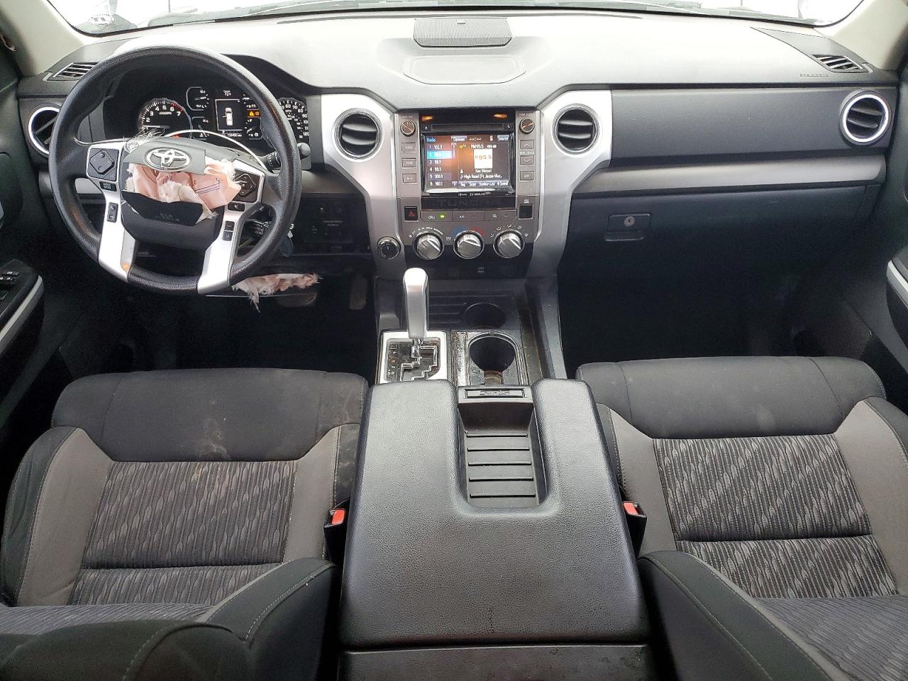 2018 TOYOTA TUNDRA SR5 photo 22