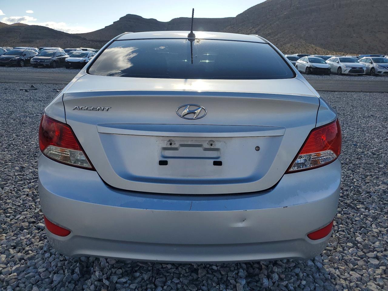 2014 HYUNDAI ACCENT GLS photo 6