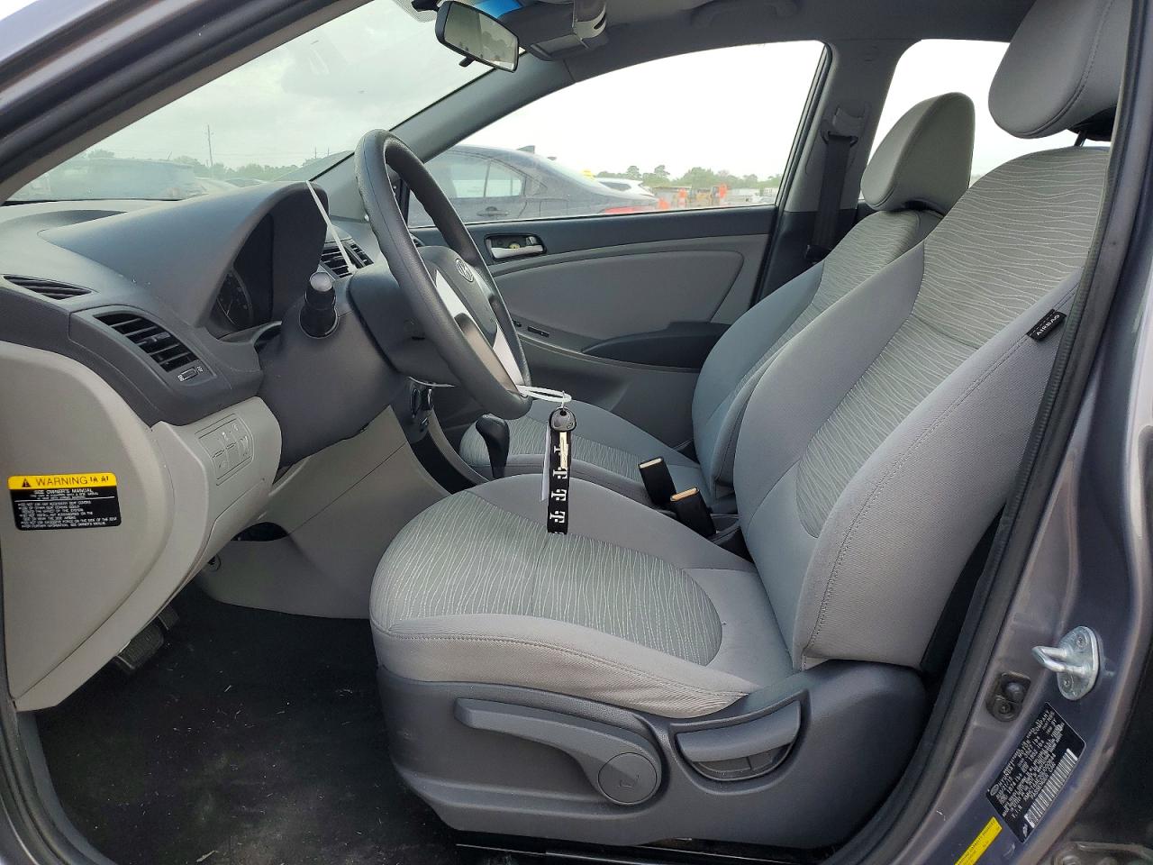 2016 HYUNDAI ACCENT SE photo 7