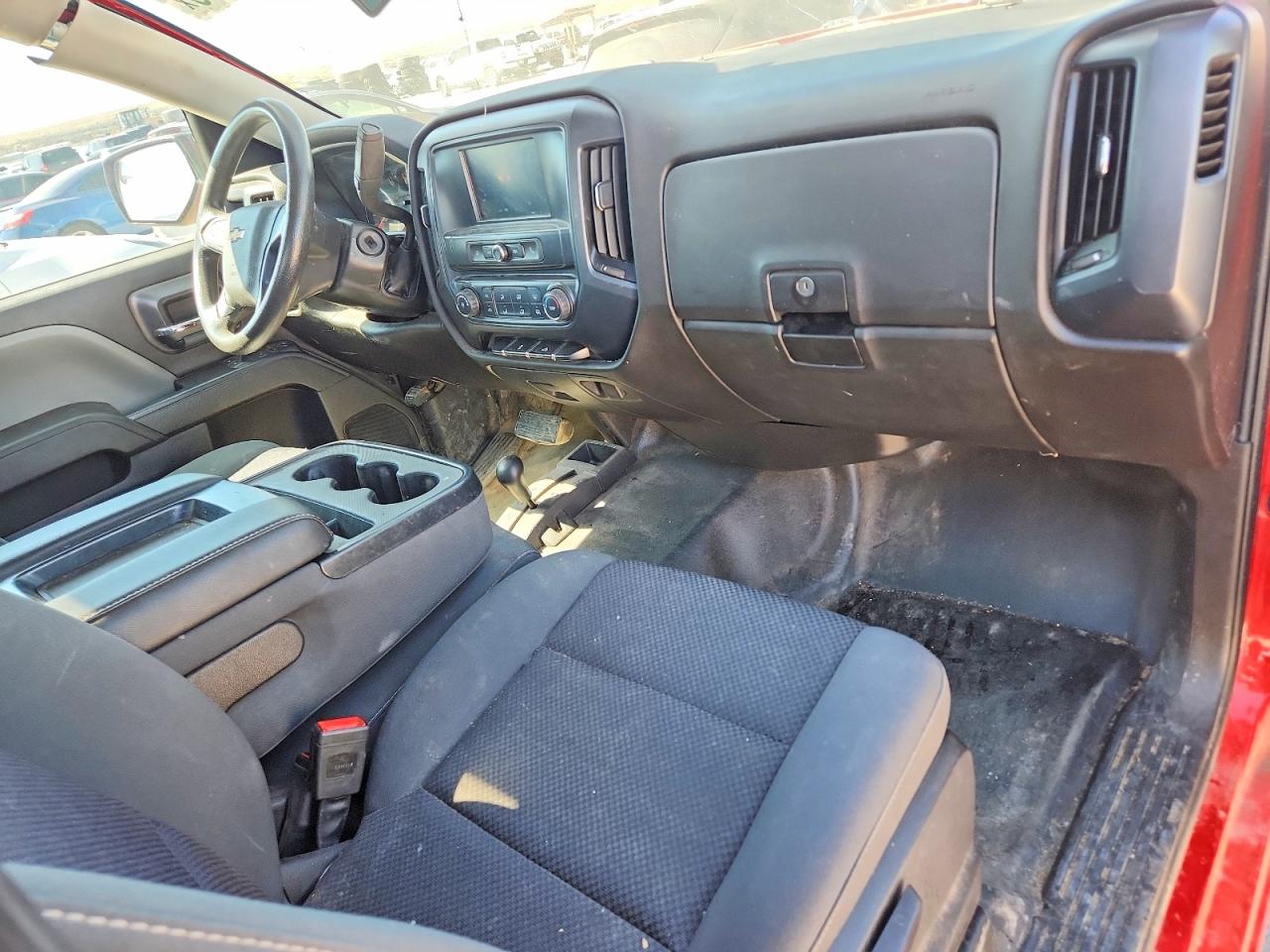 2018 CHEVROLET SILVERADO K1500 photo 8