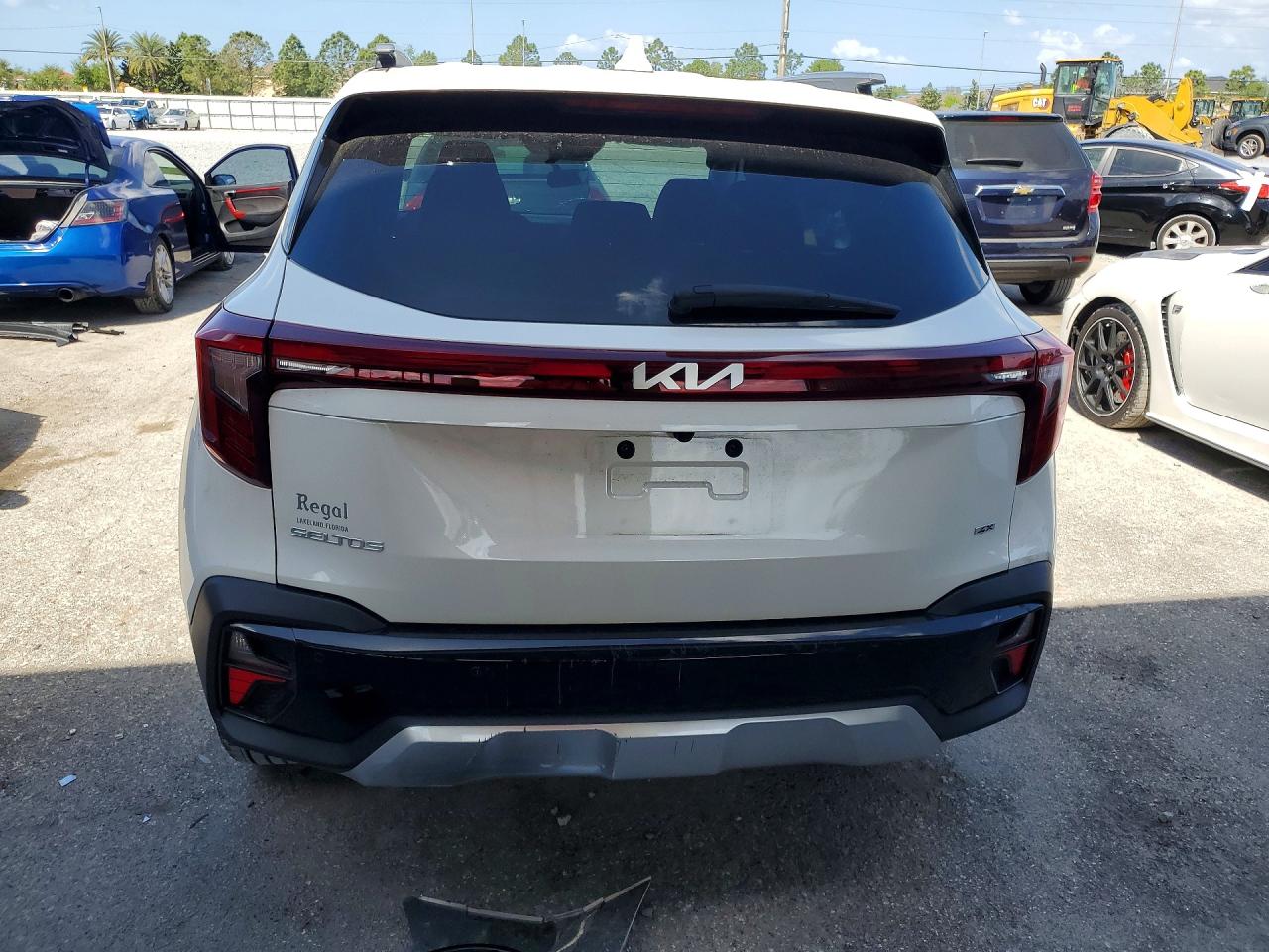 2025 KIA SELTOS SX photo 6