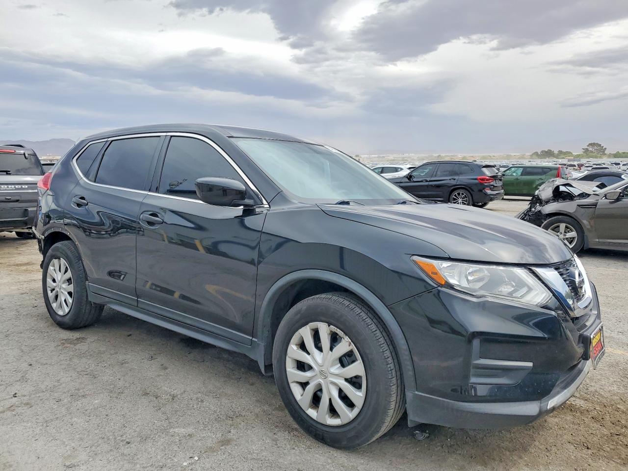 2017 NISSAN ROGUE S photo 7