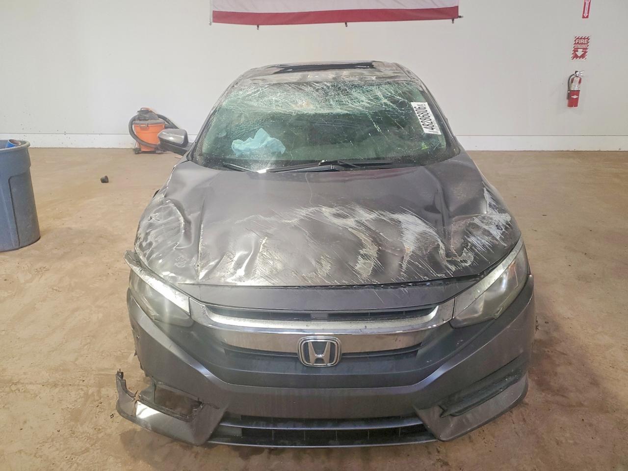 2016 HONDA CIVIC EX photo 9