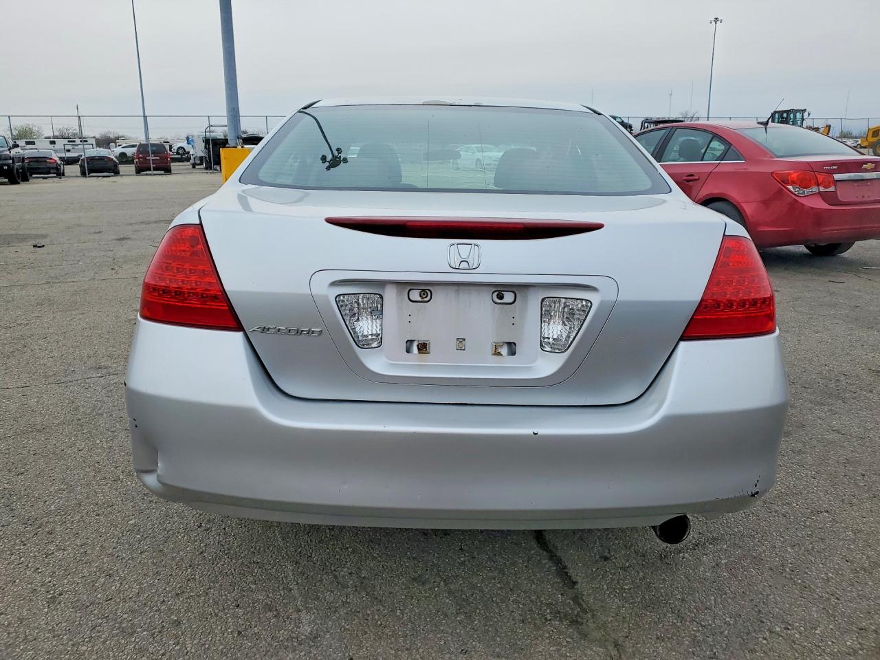 2006 HONDA ACCORD LX photo 11