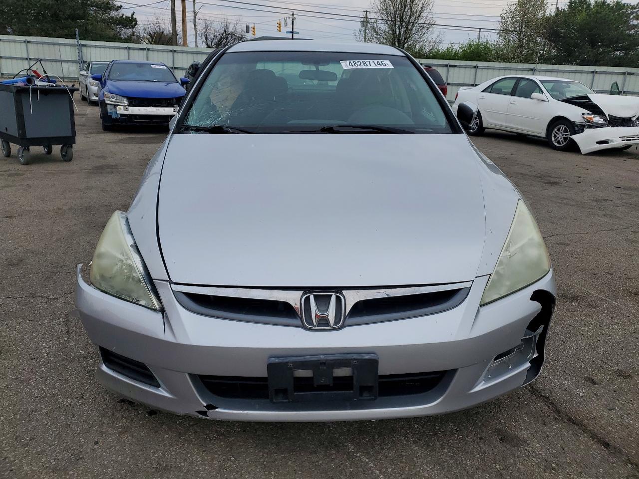 2006 HONDA ACCORD LX photo 9