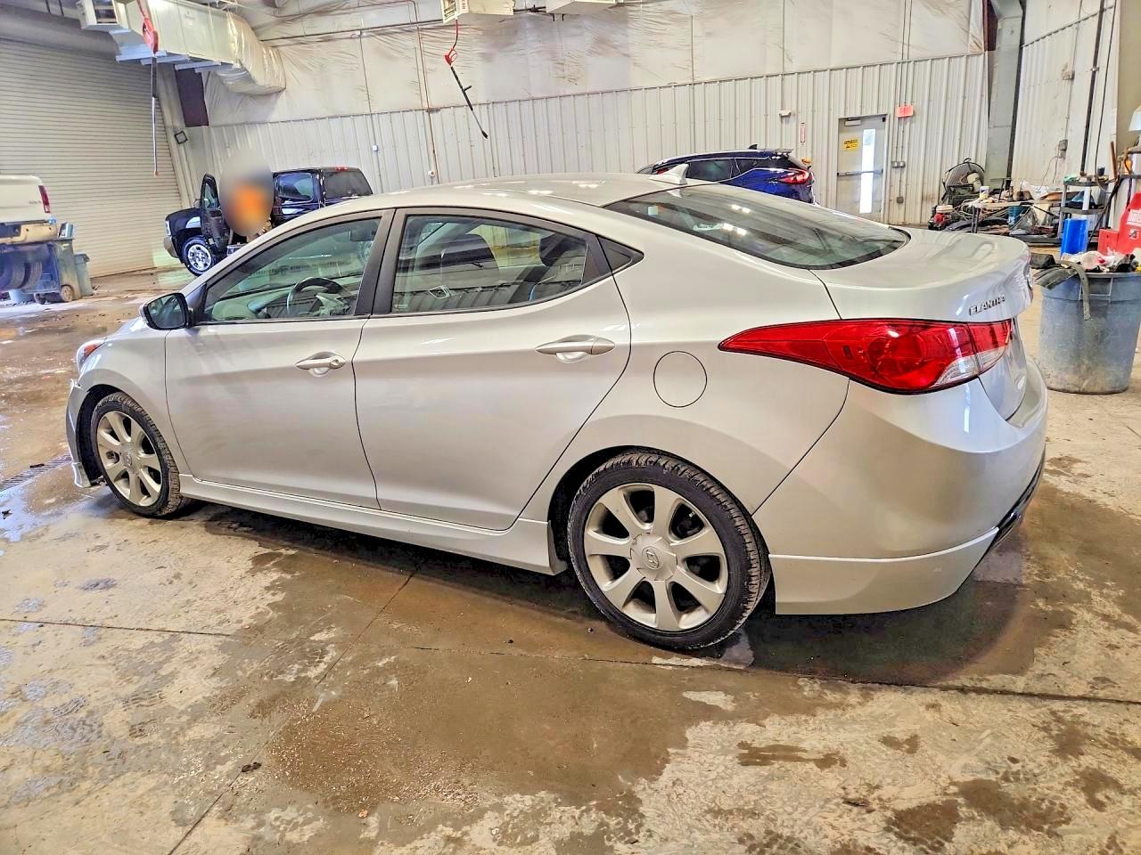 2013 HYUNDAI ELANTRA LIMITED photo 3