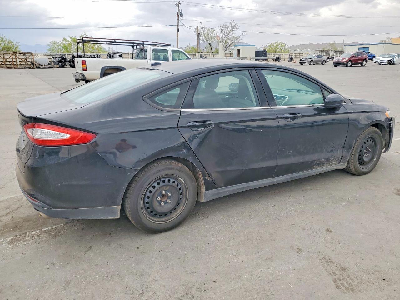 2013 FORD FUSION S photo 7