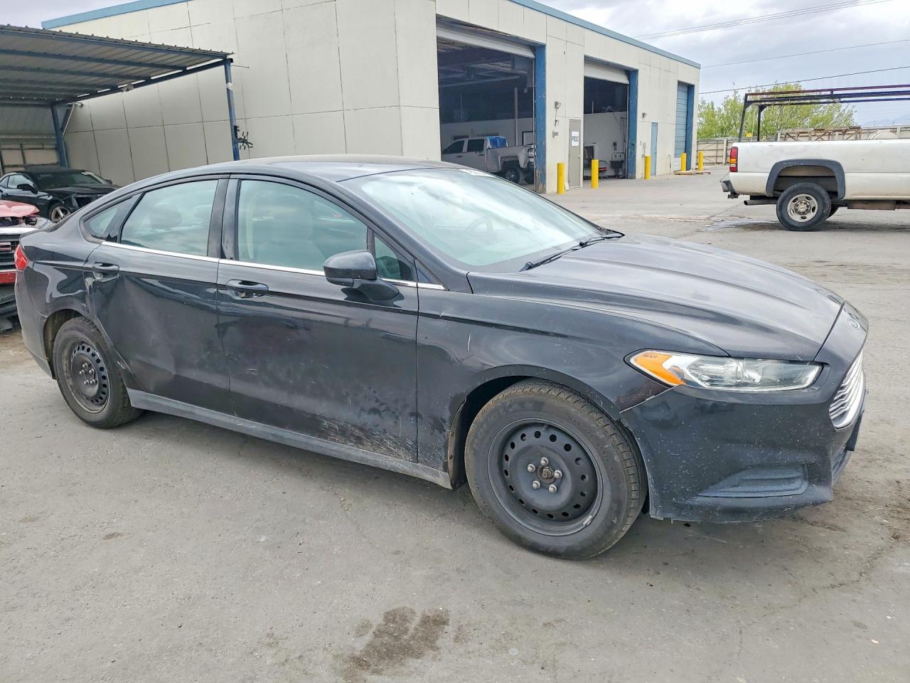 2013 FORD FUSION S photo 10