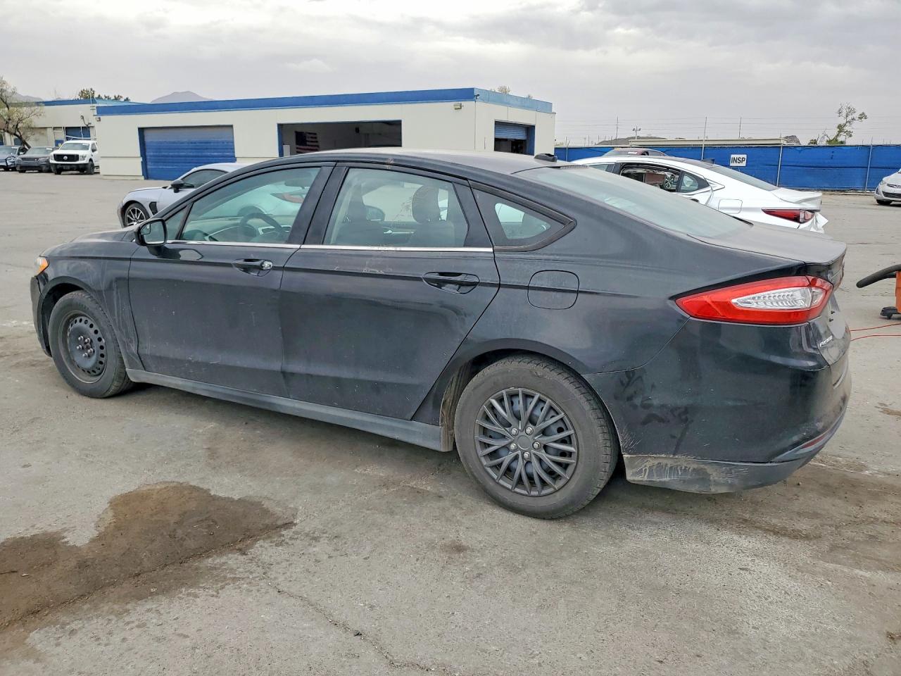 2013 FORD FUSION S photo 4