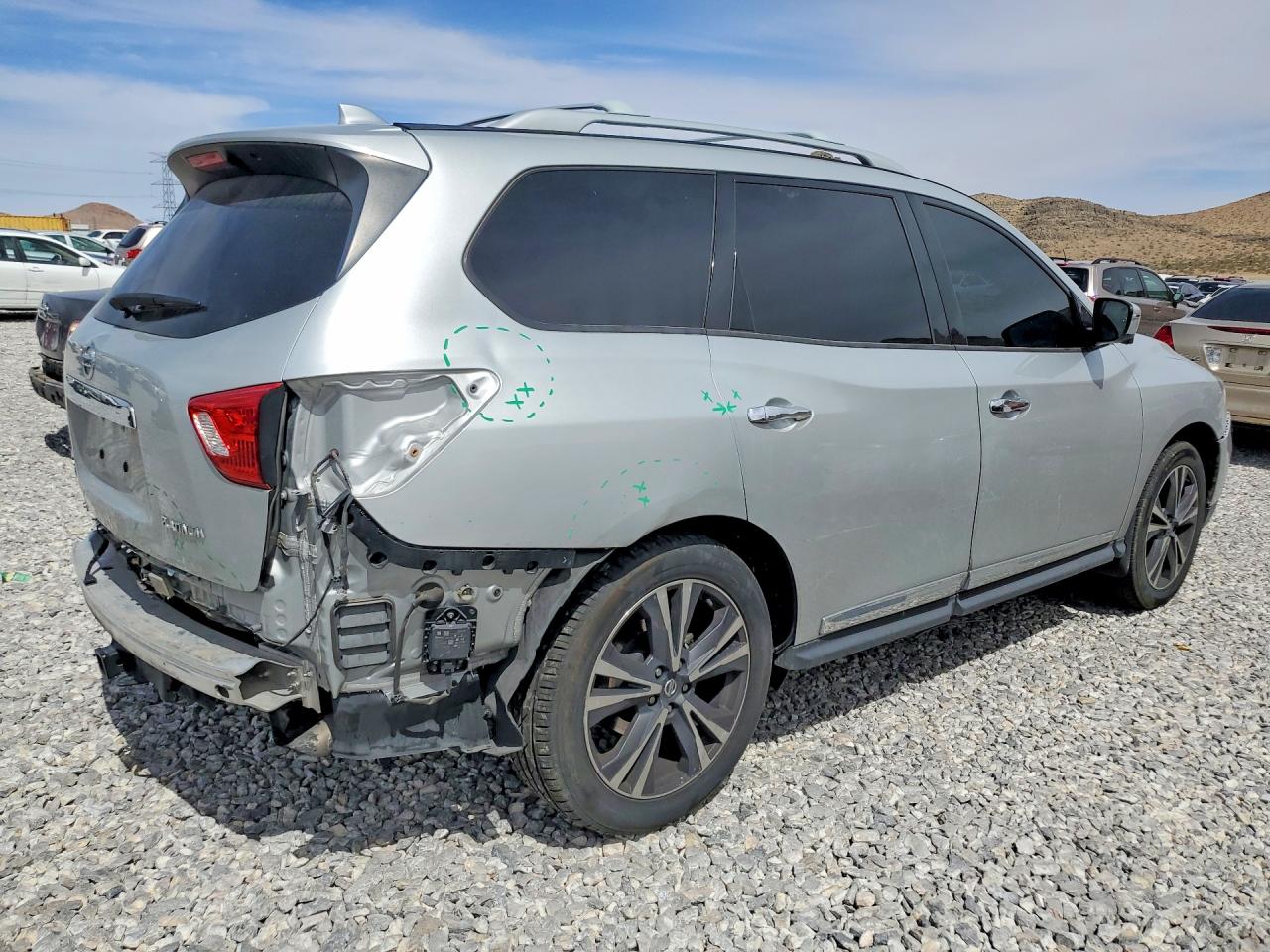 2020 NISSAN PATHFINDER PLATINUM photo 3