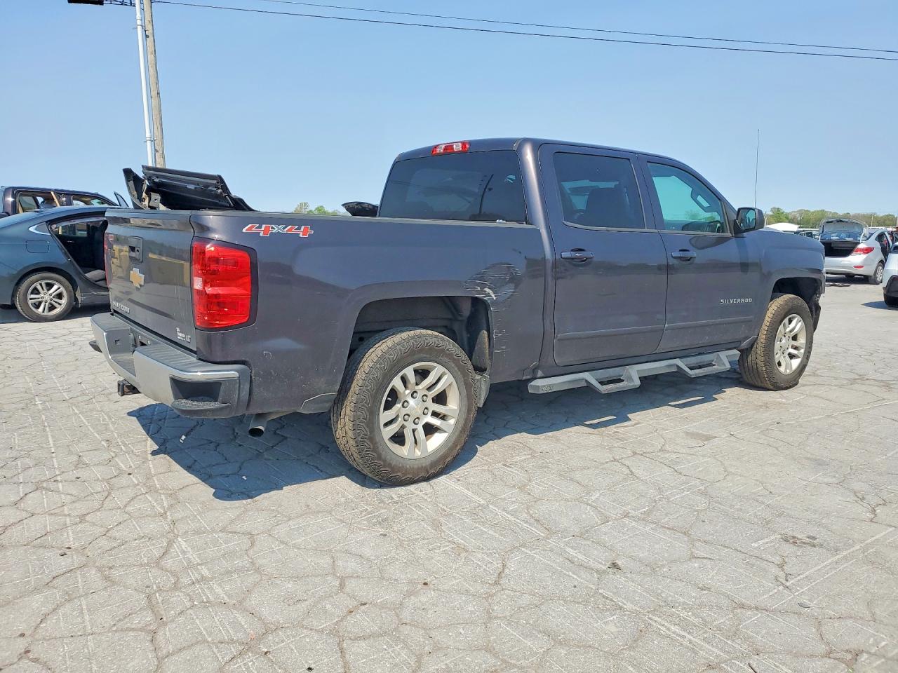 2016 CHEVROLET SILVERADO K1500 LT photo 7