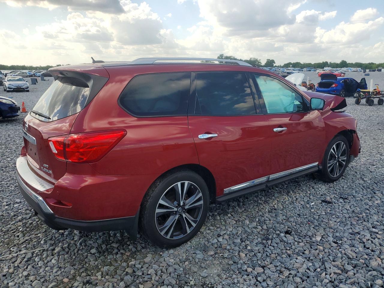 2017 NISSAN PATHFINDER PLATINUM photo 5