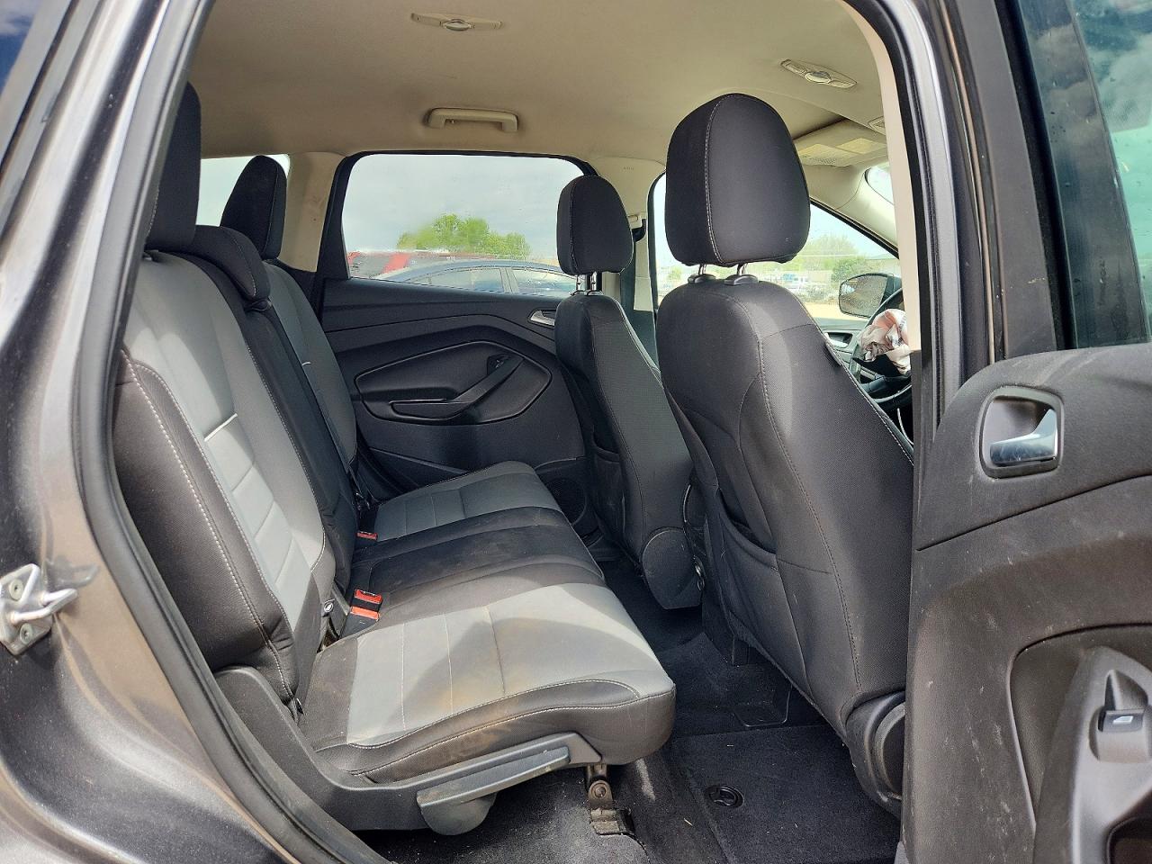 2014 FORD ESCAPE SE photo 31