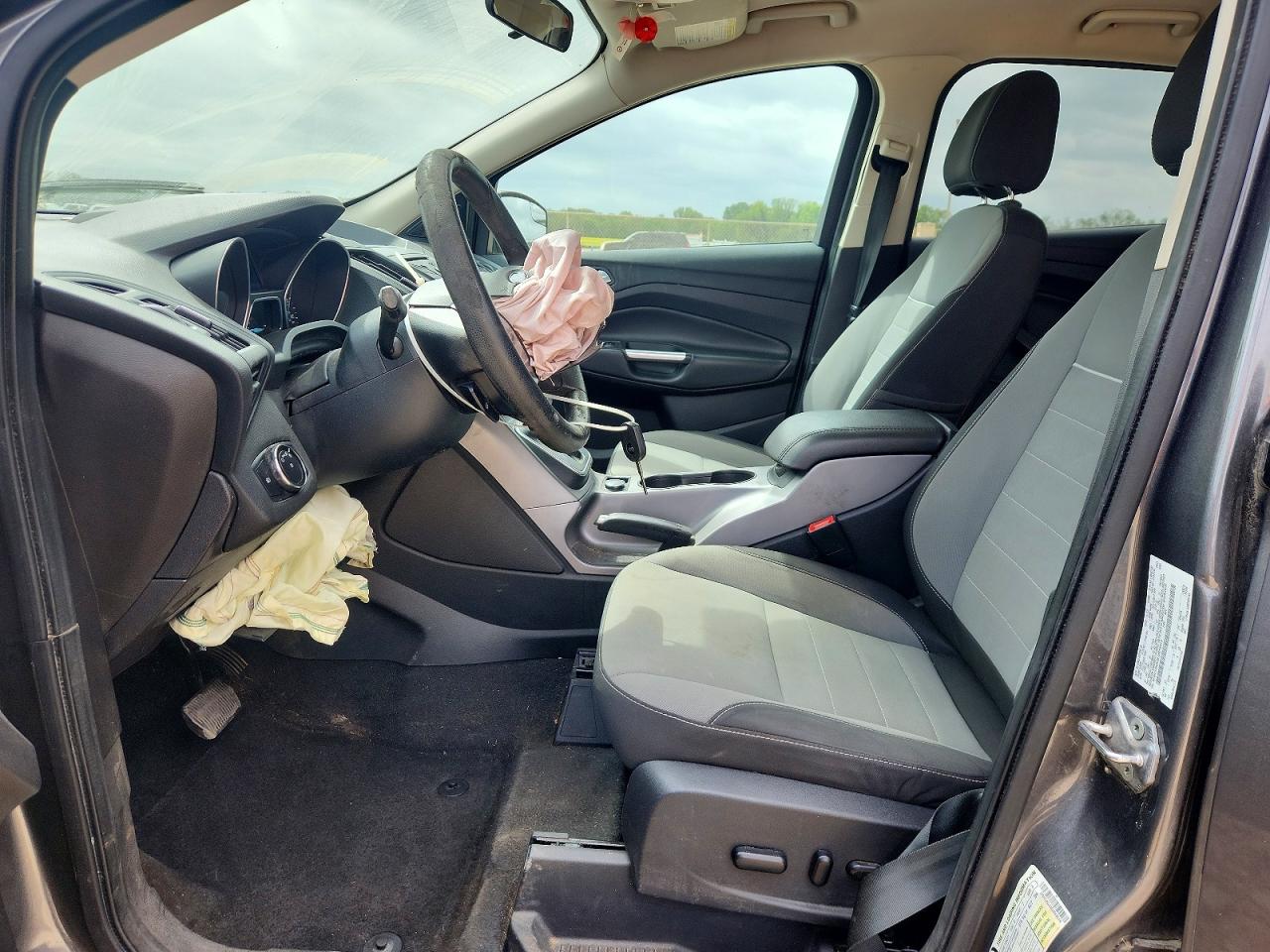 2014 FORD ESCAPE SE photo 19