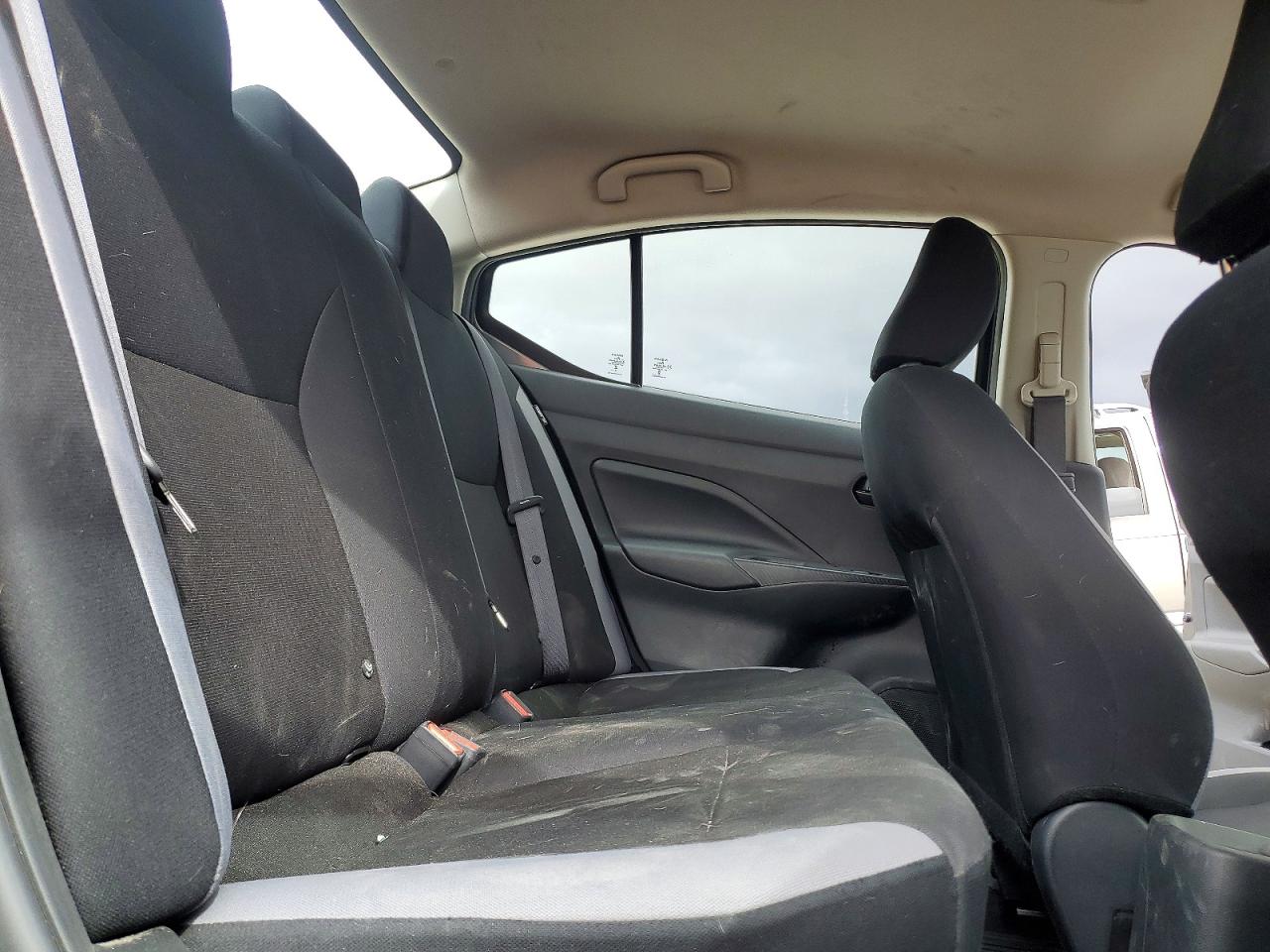 2025 NISSAN VERSA S photo 19