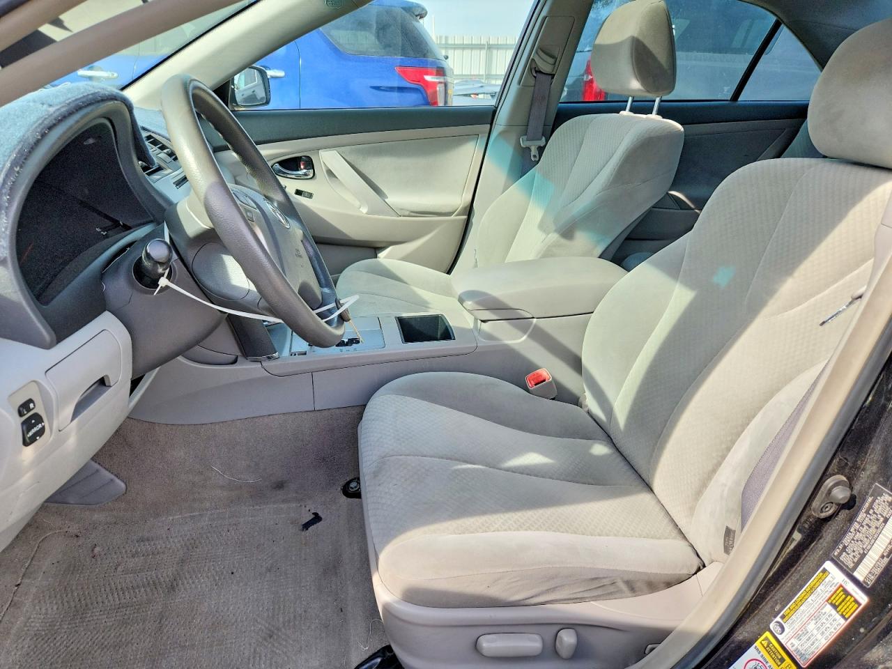 2009 TOYOTA CAMRY LE photo 19
