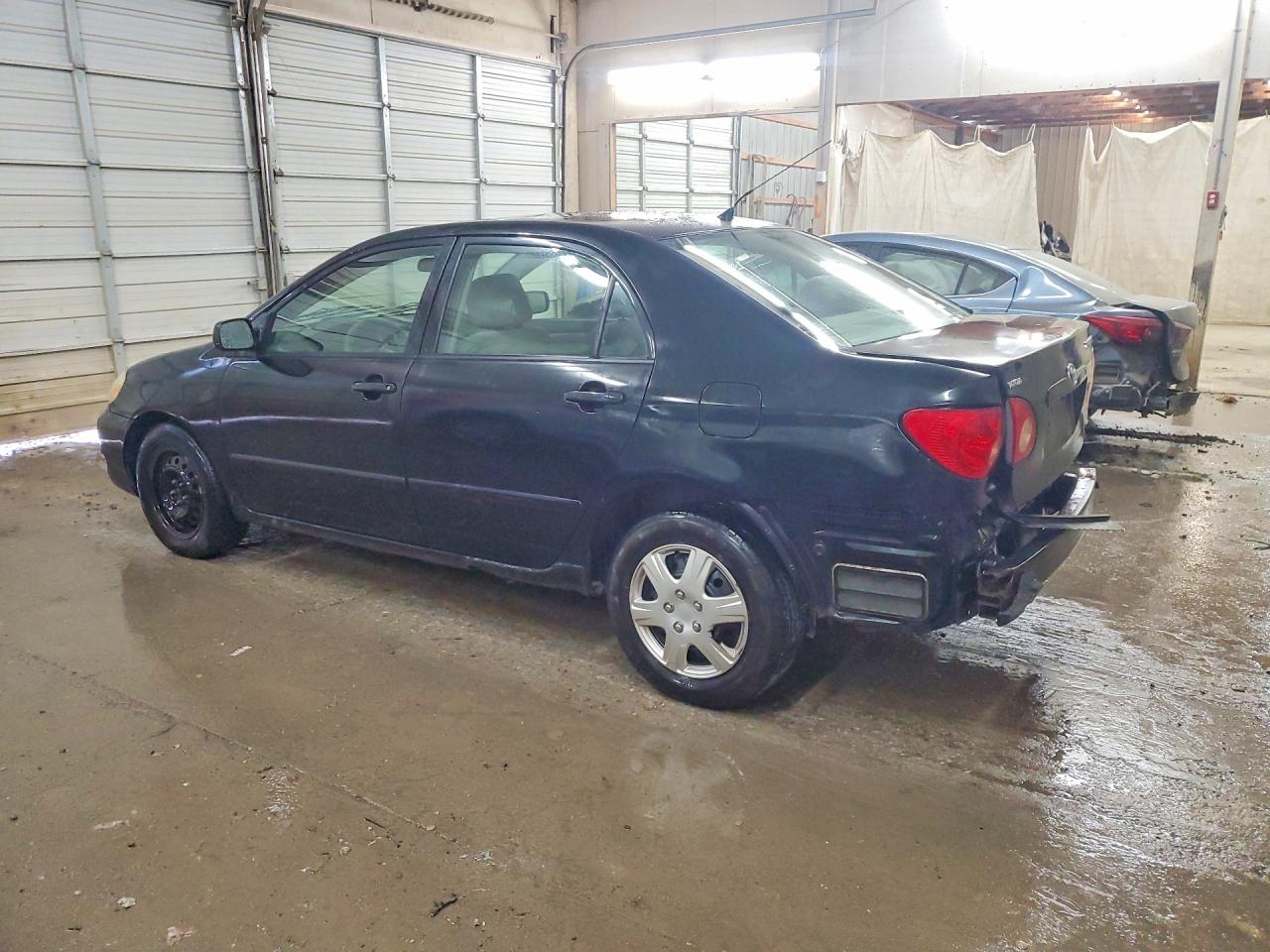 2006 TOYOTA COROLLA LE photo 3
