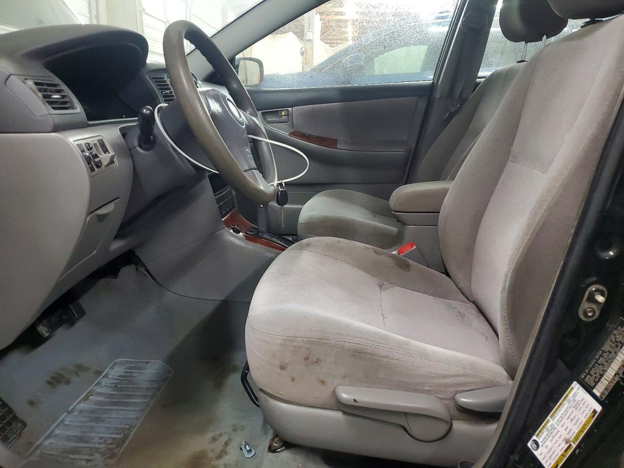 2006 TOYOTA COROLLA LE photo 13
