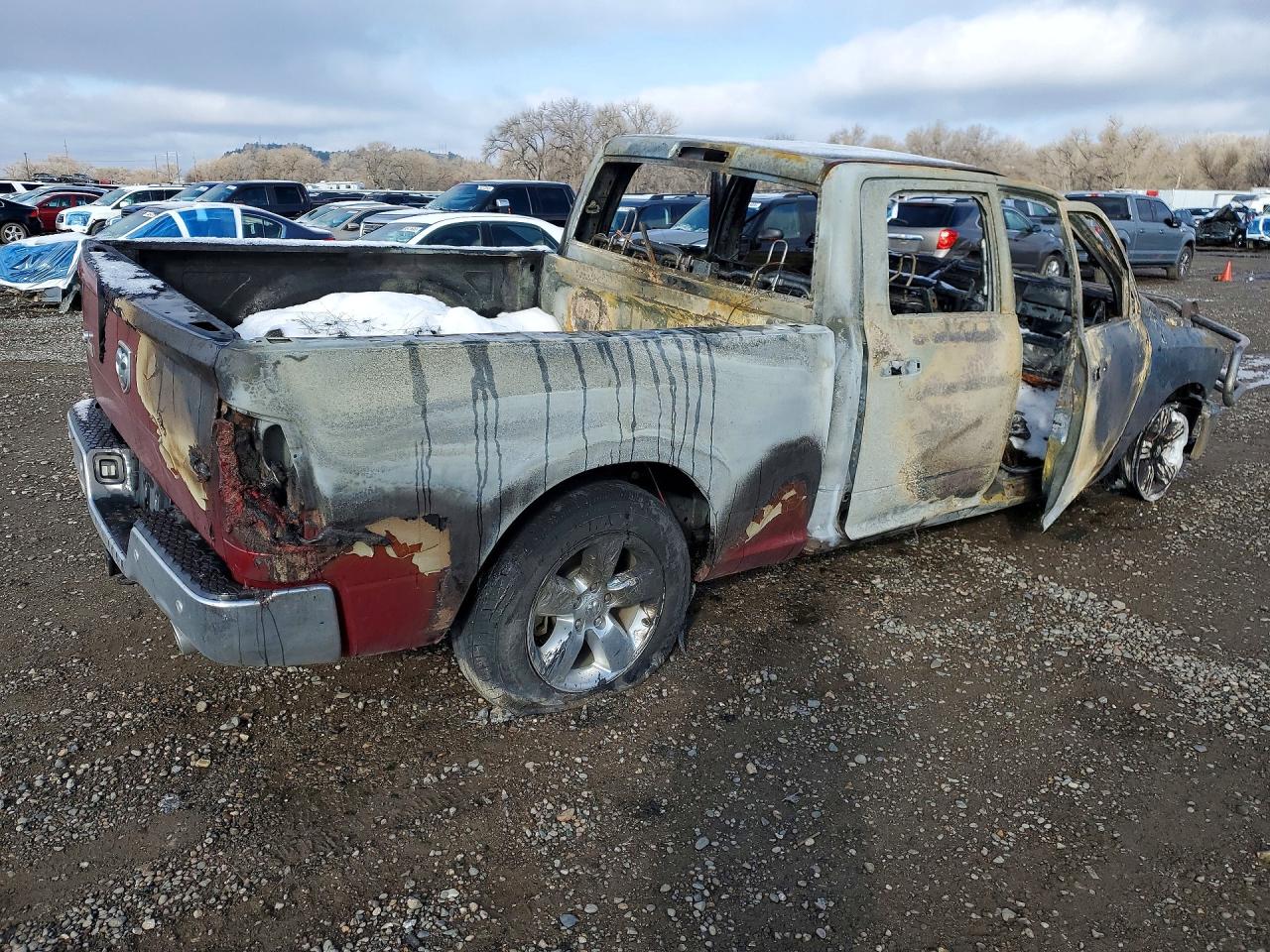 2015 RAM 1500 SLT photo 7