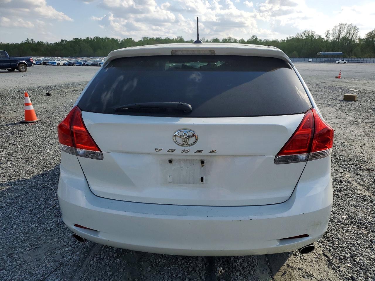 2010 TOYOTA VENZA FWD V6 photo 16