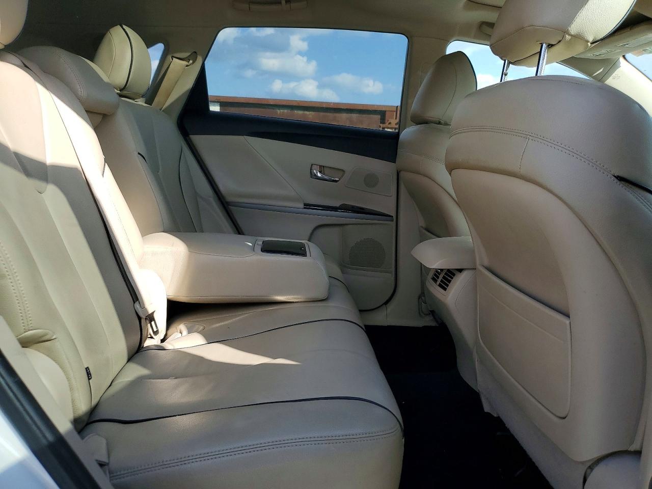 2010 TOYOTA VENZA FWD V6 photo 31