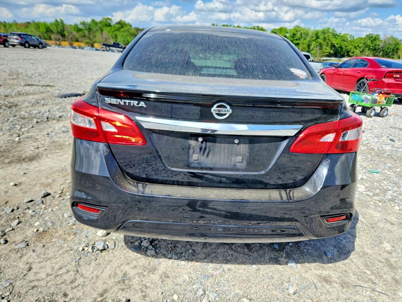2018 NISSAN SENTRA S photo 11